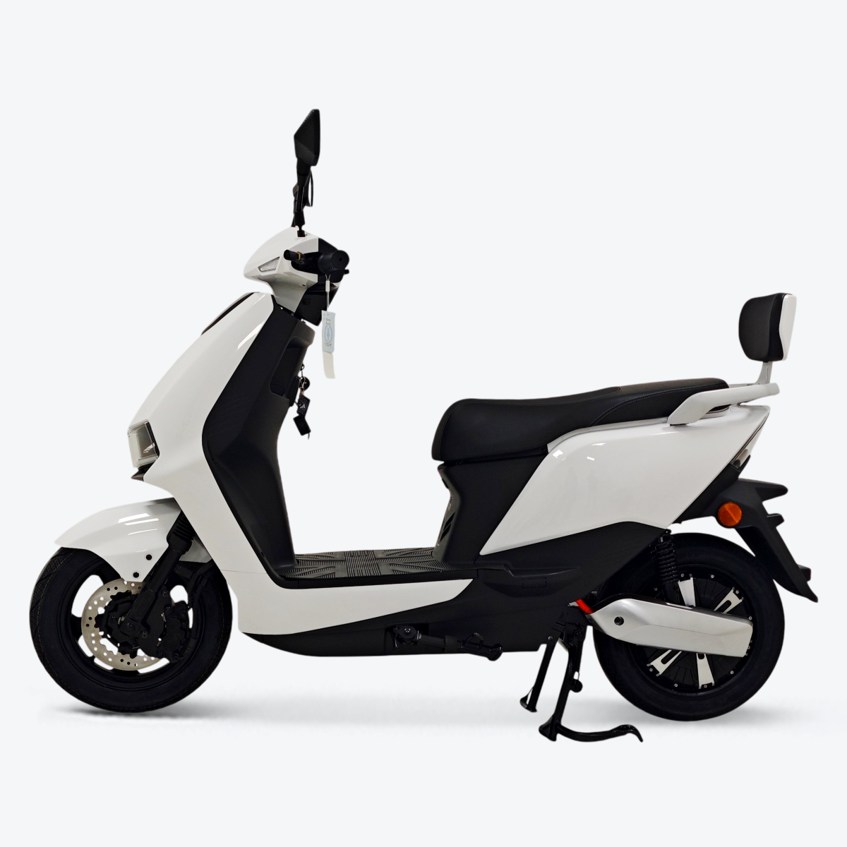 Lightning 3000 Plus - 45 Ah | HMP Electric Moped